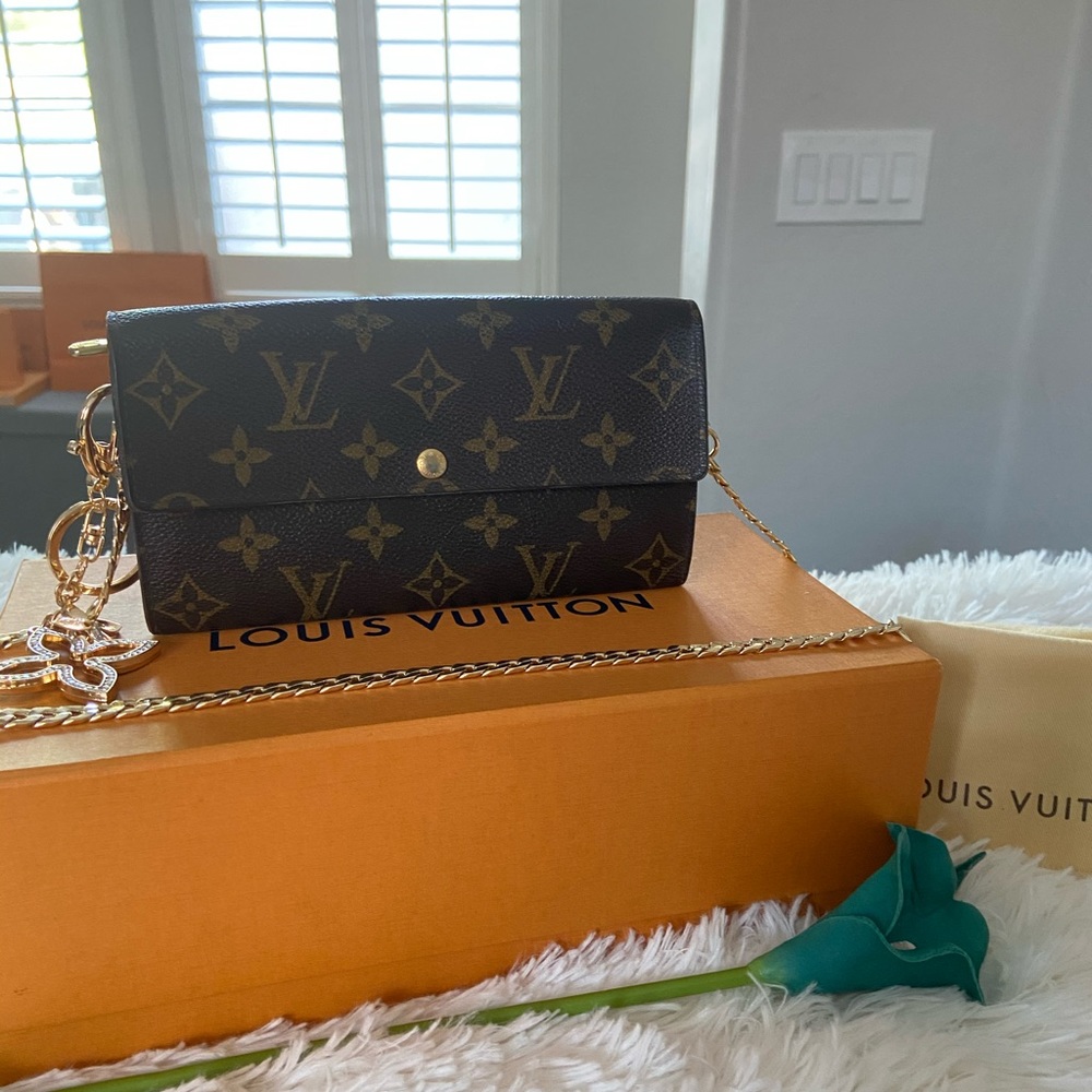 ❤️LV Sarah Large Wallet Small Crossbody Purse❤️